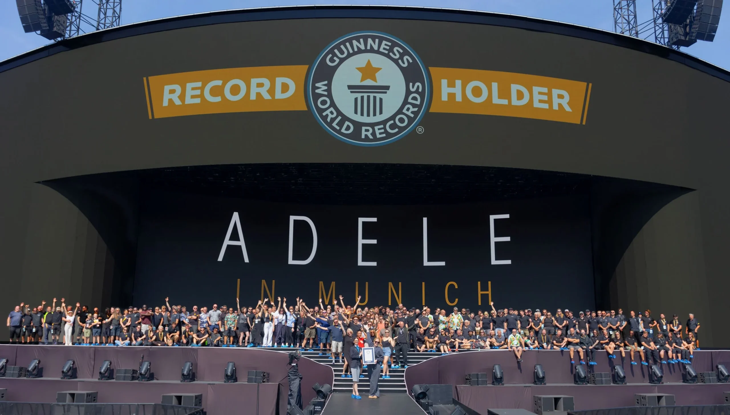 Solotech_Inc__Solotech_Powers_Adele_s_GUINNESS_WORLD_RECORDS__La (1)